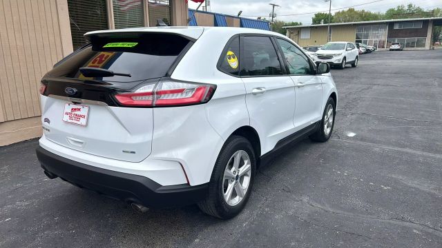 2019 Ford Edge SE Sport Utility 4D photo