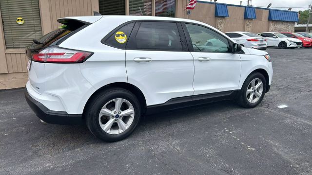 2019 Ford Edge SE Sport Utility 4D photo