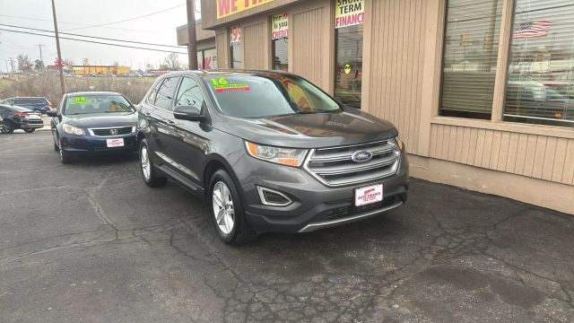 2016 Ford Edge SEL Sport Utility 4D photo