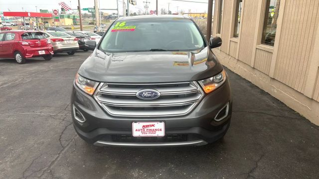 2016 Ford Edge SEL Sport Utility 4D photo
