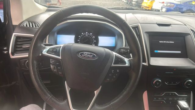 2016 Ford Edge SEL Sport Utility 4D photo