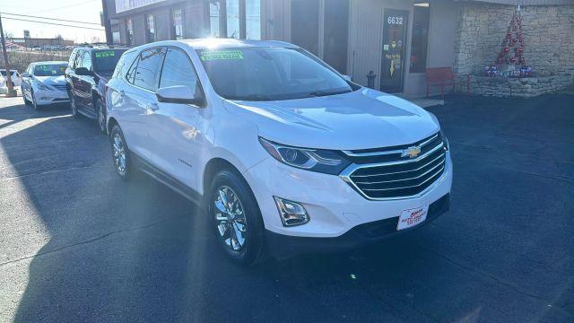 2020 Chevrolet Equinox LT Sport Utility 4D photo