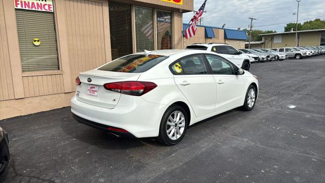 2017 Kia Forte S Sedan 4D photo