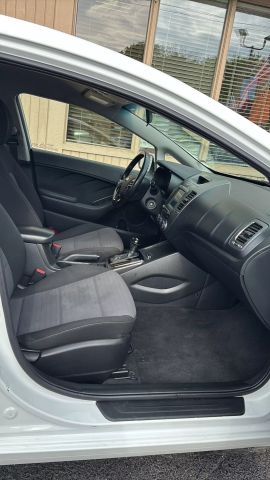 2017 Kia Forte S Sedan 4D photo