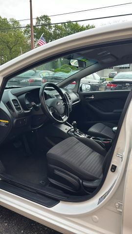 2017 Kia Forte S Sedan 4D photo