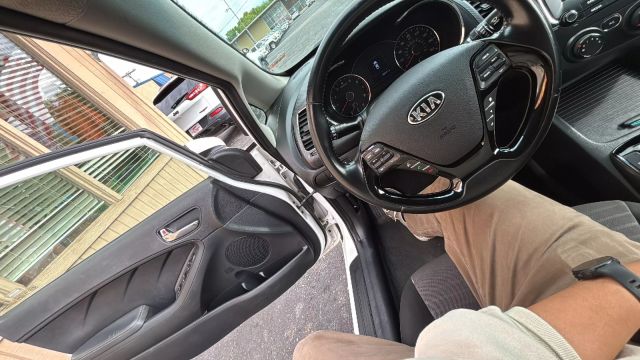 2017 Kia Forte S Sedan 4D photo