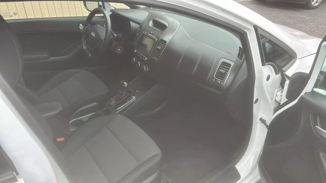 2018 Kia Forte LX Sedan 4D photo