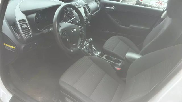 2018 Kia Forte LX Sedan 4D photo