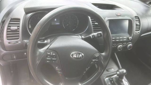 2018 Kia Forte LX Sedan 4D photo