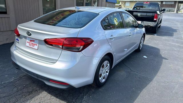 2017 Kia Forte LX Sedan 4D photo
