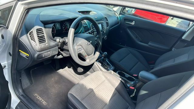 2017 Kia Forte LX Sedan 4D photo