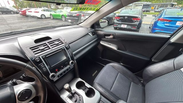 2013 Toyota Camry L photo