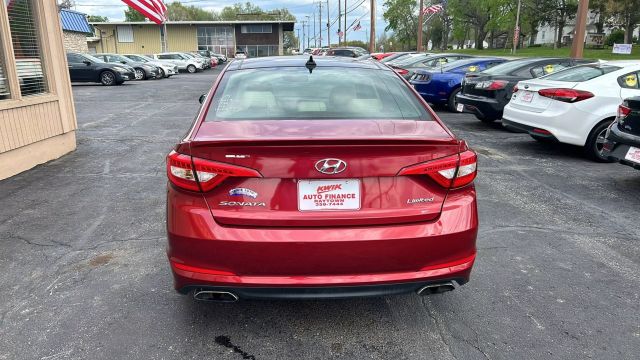2015 Hyundai Sonata Sport Sedan 4D photo