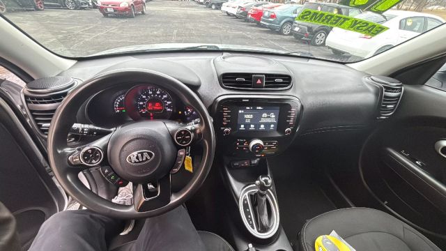 2019 Kia Soul + Wagon 4D photo