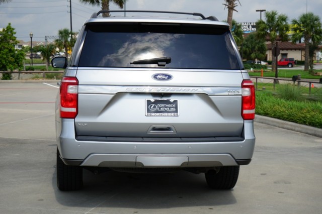 2021 Ford Expedition Max XLT 4x2 photo