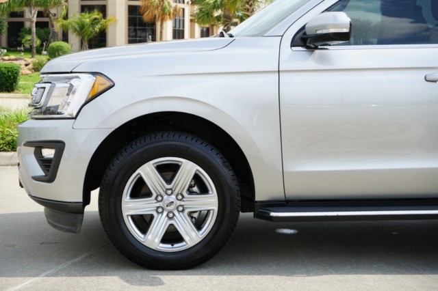 2021 Ford Expedition Max XLT 4x2 photo