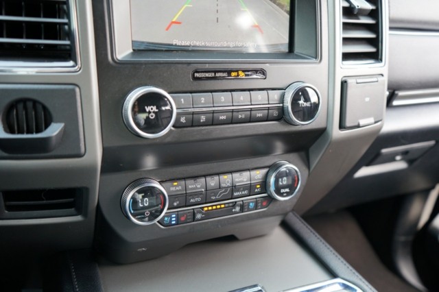 2021 Ford Expedition Max XLT 4x2 photo