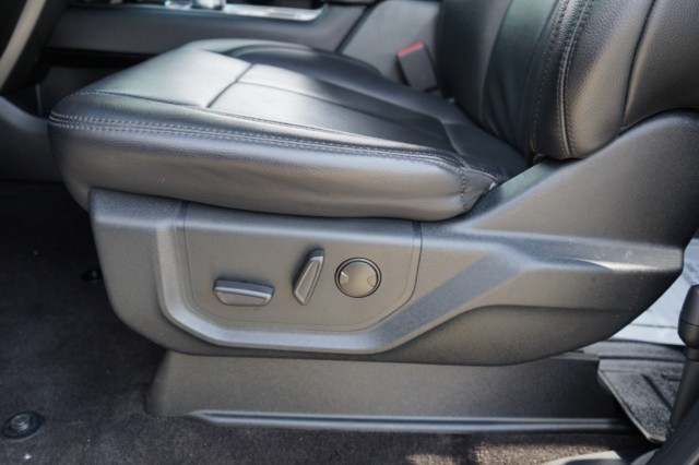 2021 Ford Expedition Max XLT 4x2 photo