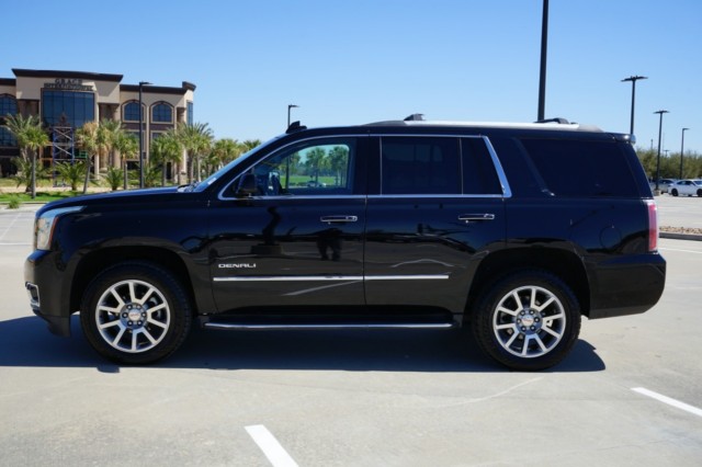 2018 GMC Yukon 4WD 4dr Denali photo