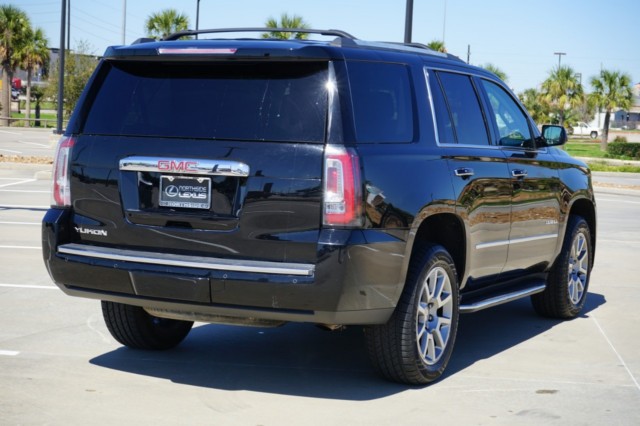 2018 GMC Yukon 4WD 4dr Denali photo