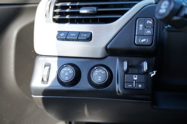 2018 GMC Yukon 4WD 4dr Denali photo