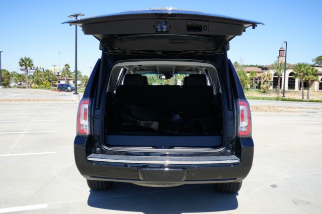 2018 GMC Yukon 4WD 4dr Denali photo