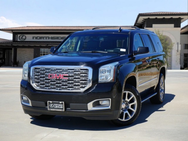2018 GMC Yukon 4WD 4dr Denali photo