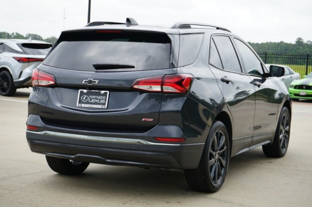 2022 Chevrolet Equinox FWD 4dr RS photo