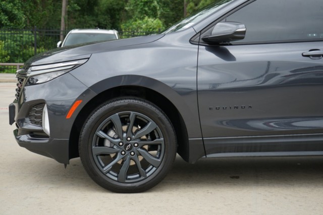 2022 Chevrolet Equinox FWD 4dr RS photo