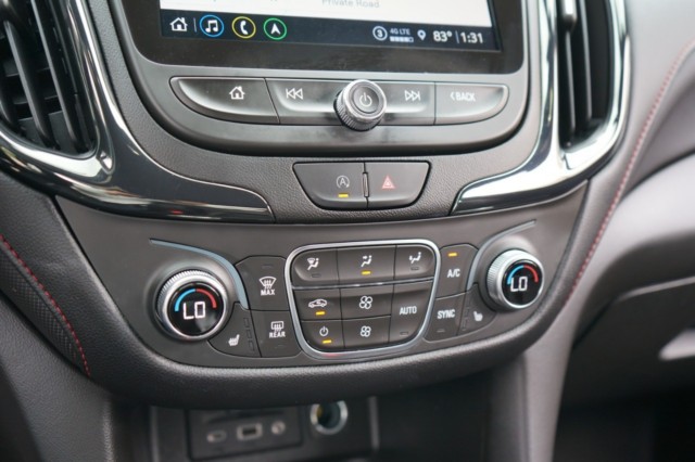 2022 Chevrolet Equinox FWD 4dr RS photo