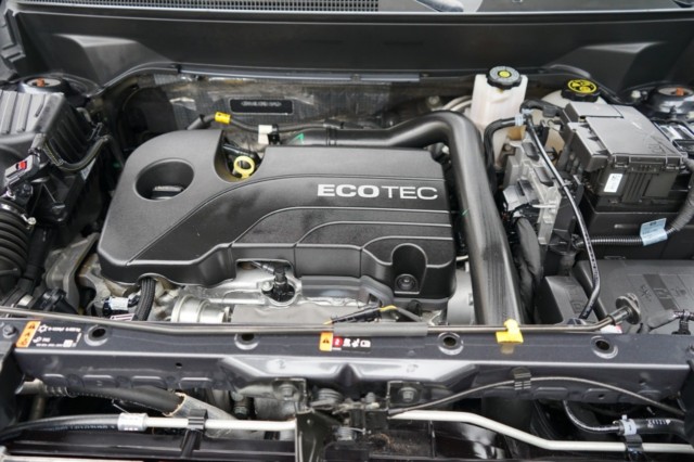 2022 Chevrolet Equinox FWD 4dr RS photo