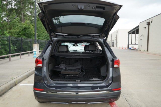 2022 Chevrolet Equinox FWD 4dr RS photo