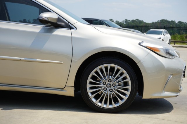 2018 Toyota Avalon Limited (Natl) photo