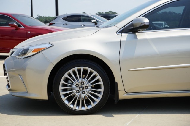 2018 Toyota Avalon Limited (Natl) photo