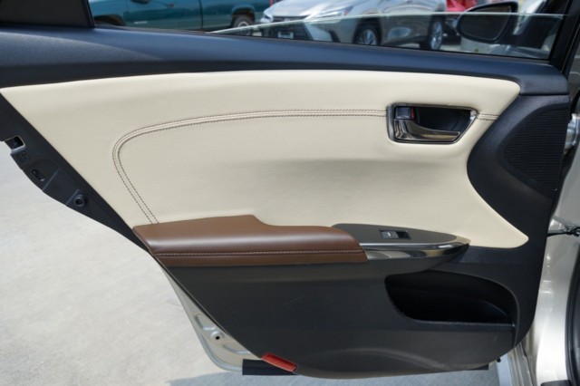 2018 Toyota Avalon Limited (Natl) photo