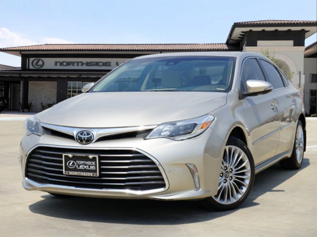 2018 Toyota Avalon Limited (Natl) photo