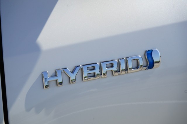 2016 Toyota Highlander Hybrid AWD 4dr Limited (Natl) photo