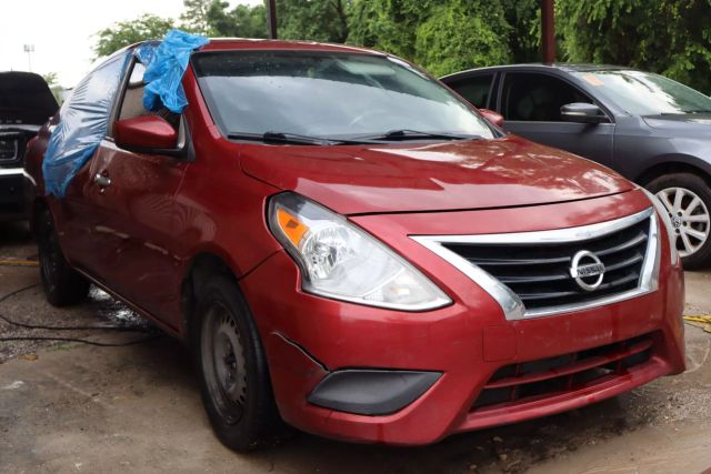 2017 Nissan Versa 1.6 S
