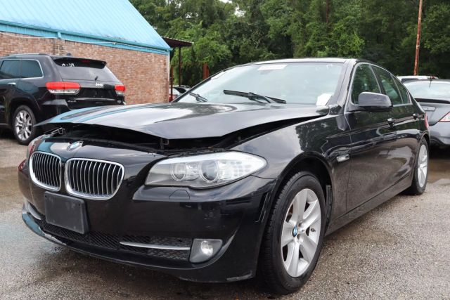 2012 BMW 5 Series 528i