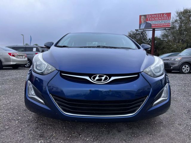 2016 Hyundai Elantra Limited Sedan 4D photo