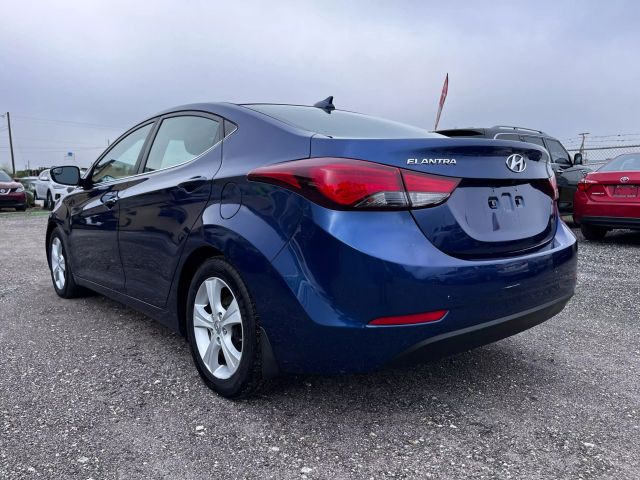 2016 Hyundai Elantra Limited Sedan 4D photo