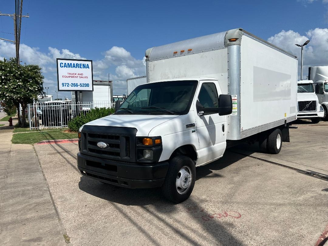 2014 Ford E-Series E-350 SD