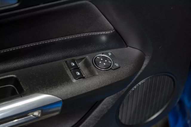 2020 Ford Mustang EcoBoost Coupe 2D photo