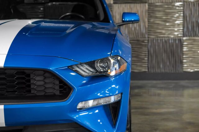 2020 Ford Mustang EcoBoost Coupe 2D photo