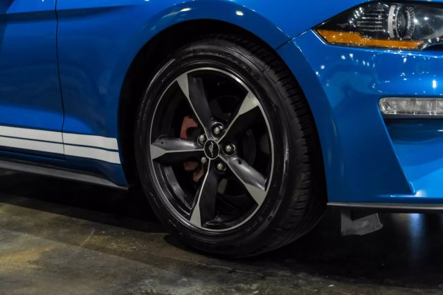 2020 Ford Mustang EcoBoost Coupe 2D photo