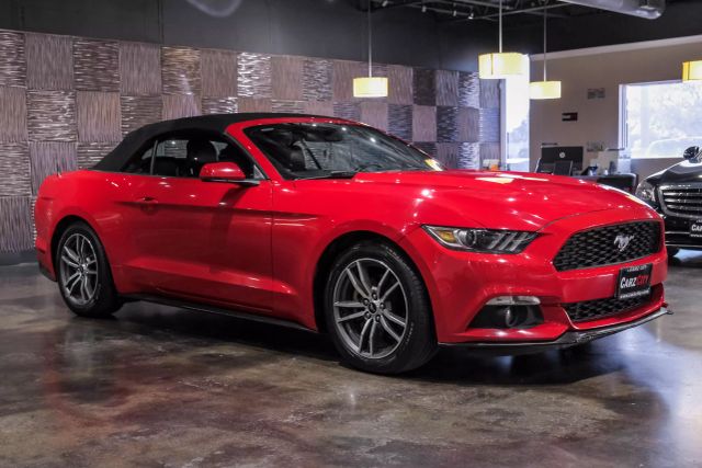 2017 Ford Mustang EcoBoost Premium Convertible 2 photo