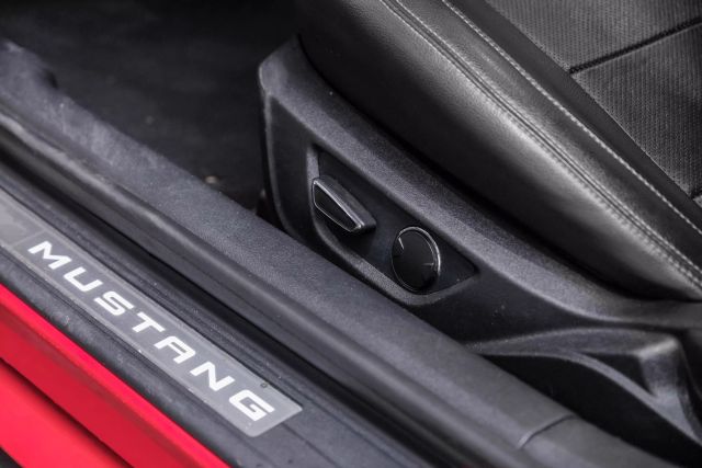 2017 Ford Mustang EcoBoost Premium Convertible 2 photo