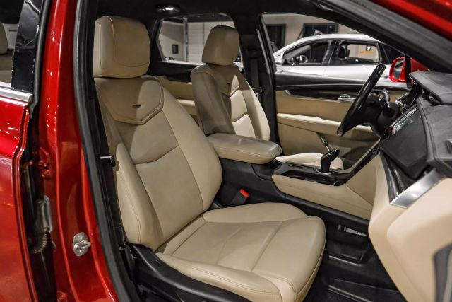 2019 Cadillac XT5 Sport Utility 4D photo