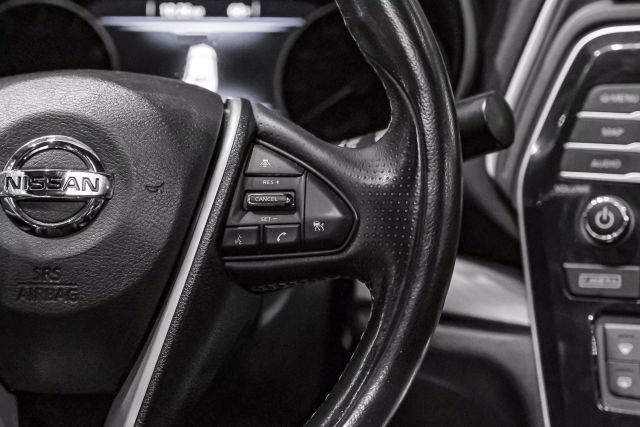 2017 Nissan Maxima SL (2017.5) Sedan 4D photo
