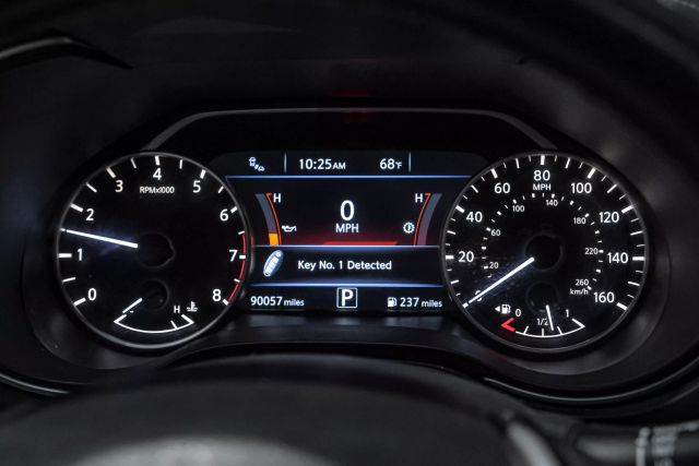 2017 Nissan Maxima SL (2017.5) Sedan 4D photo